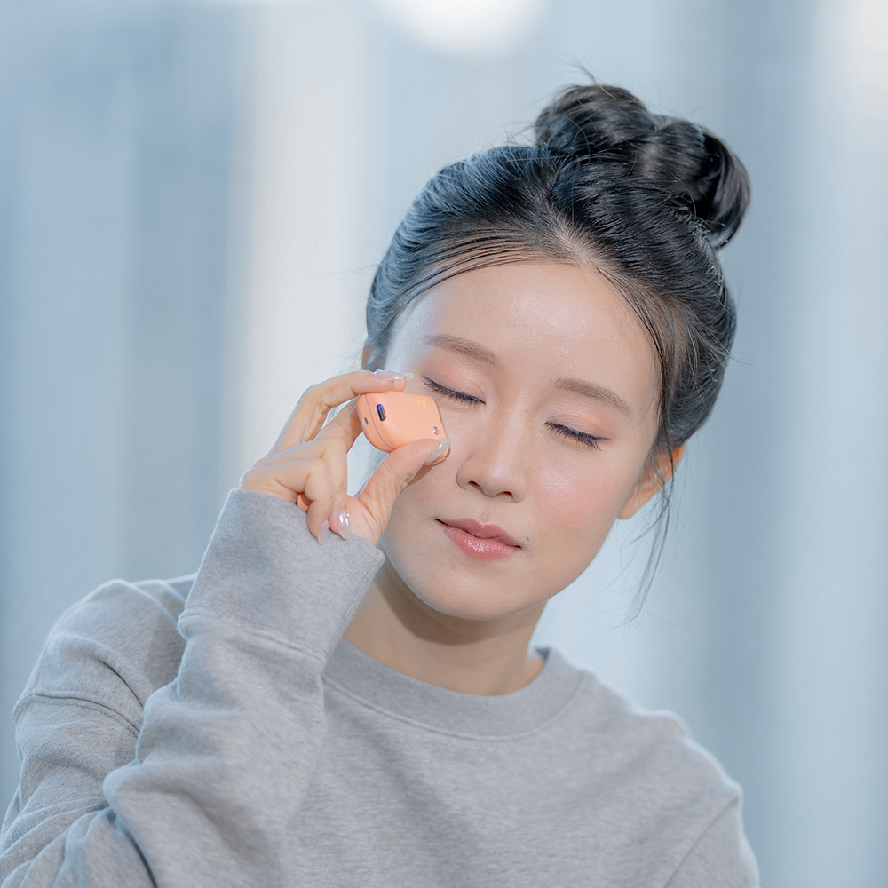 Eye Candy 迷你溫感美眼儀 - 蜜桃粉